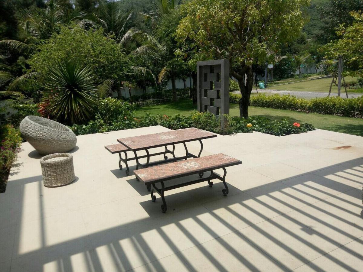 Villas At Oceanami Resort Long Hai Exterior foto